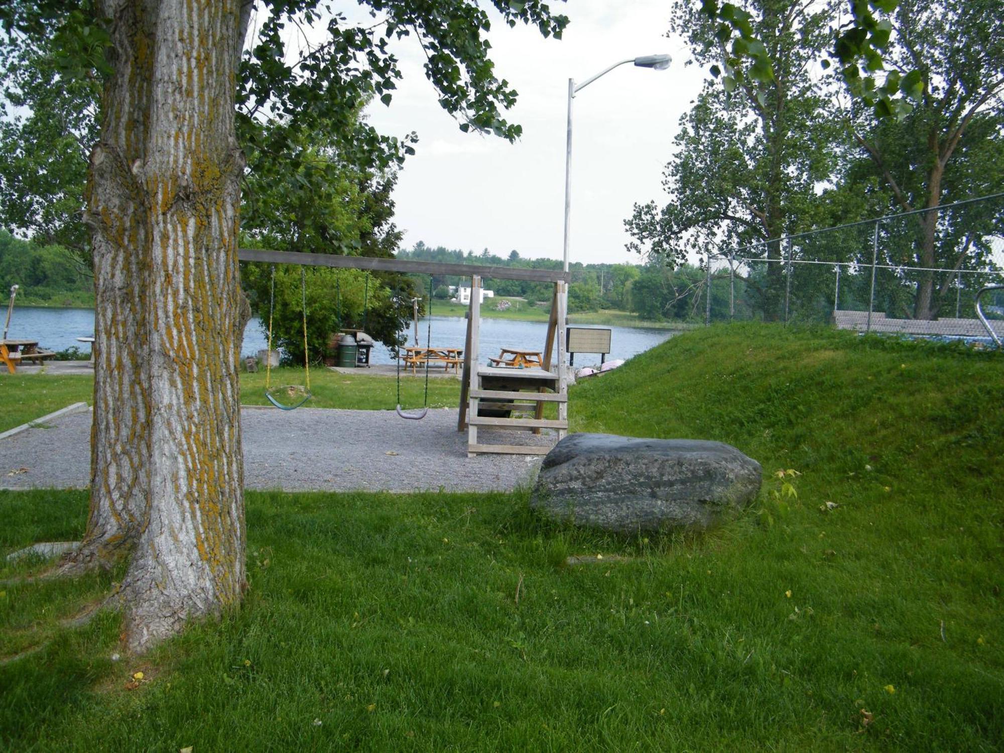 Campbellford River Inn 외부 사진