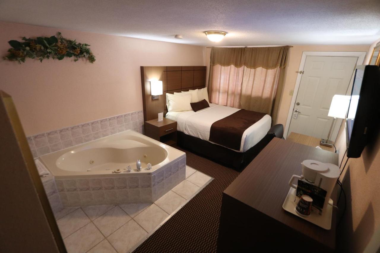 Campbellford River Inn 외부 사진